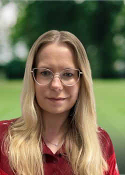 Denise Hundertmark